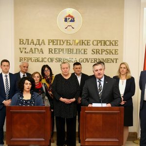 Zbog korona virusa: Škole zatvorene na 21 dan, zabranjena javna okupljanja