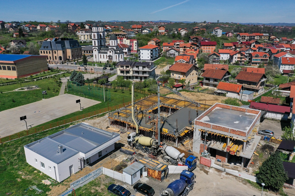  Фото архива