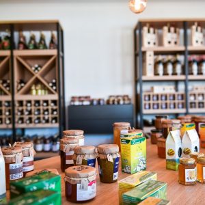 Нуде 300 производа: Проширена понуда „Крајишке куће“ Нуде 300 производа: Проширена понуда „Крајишке куће“