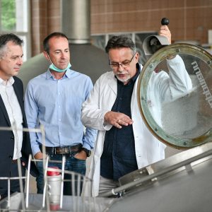 Радојичић у посјети „Пивари“: Од изузетне важности „дизање“ производње послије короне