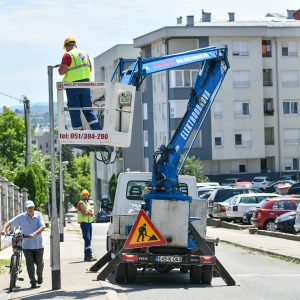 Паприковац: Нова лед расвјета у Улици Максима Горког Паприковац: Нова лед расвјета у Улици Максима Горког