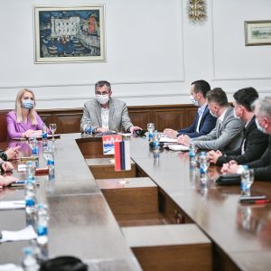 Велика акција: 6,5 милиона КМ за обнову 17 школа и вртића