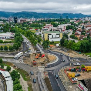 Формиран привремени кружни ток код „Леснине“