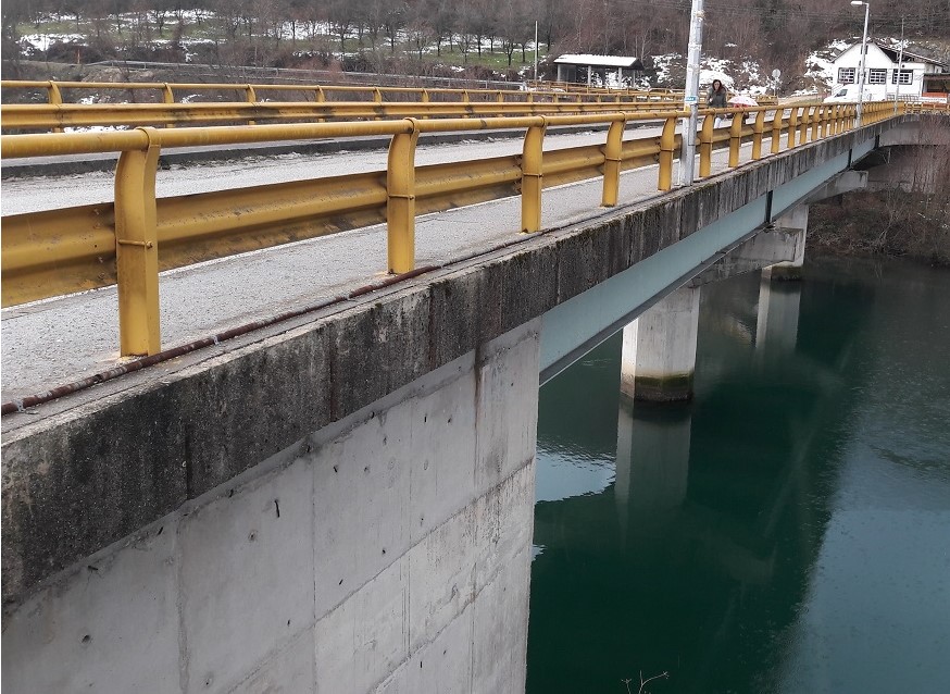  Фото архива