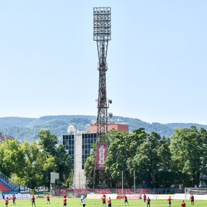 Подршка за изградњу нове расвјете на Градском стадиону Подршка за изградњу нове расвјете на Градском стадиону