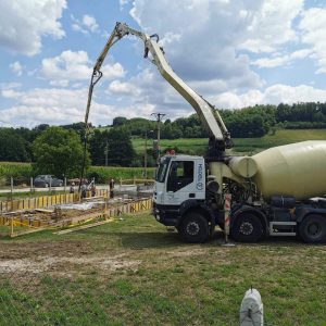 Горња Пискавица: Изливени темељи за будући друштвени дом Горња Пискавица: Изливени темељи за будући друштвени дом