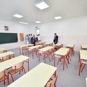 Ускоро почињу радови: 6,5 милиона КМ за боље услове у школама Ускоро почињу радови: 6,5 милиона КМ за боље услове у школама