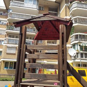 Санирано неколико дјечијих игралишта Санирано неколико дјечијих игралишта