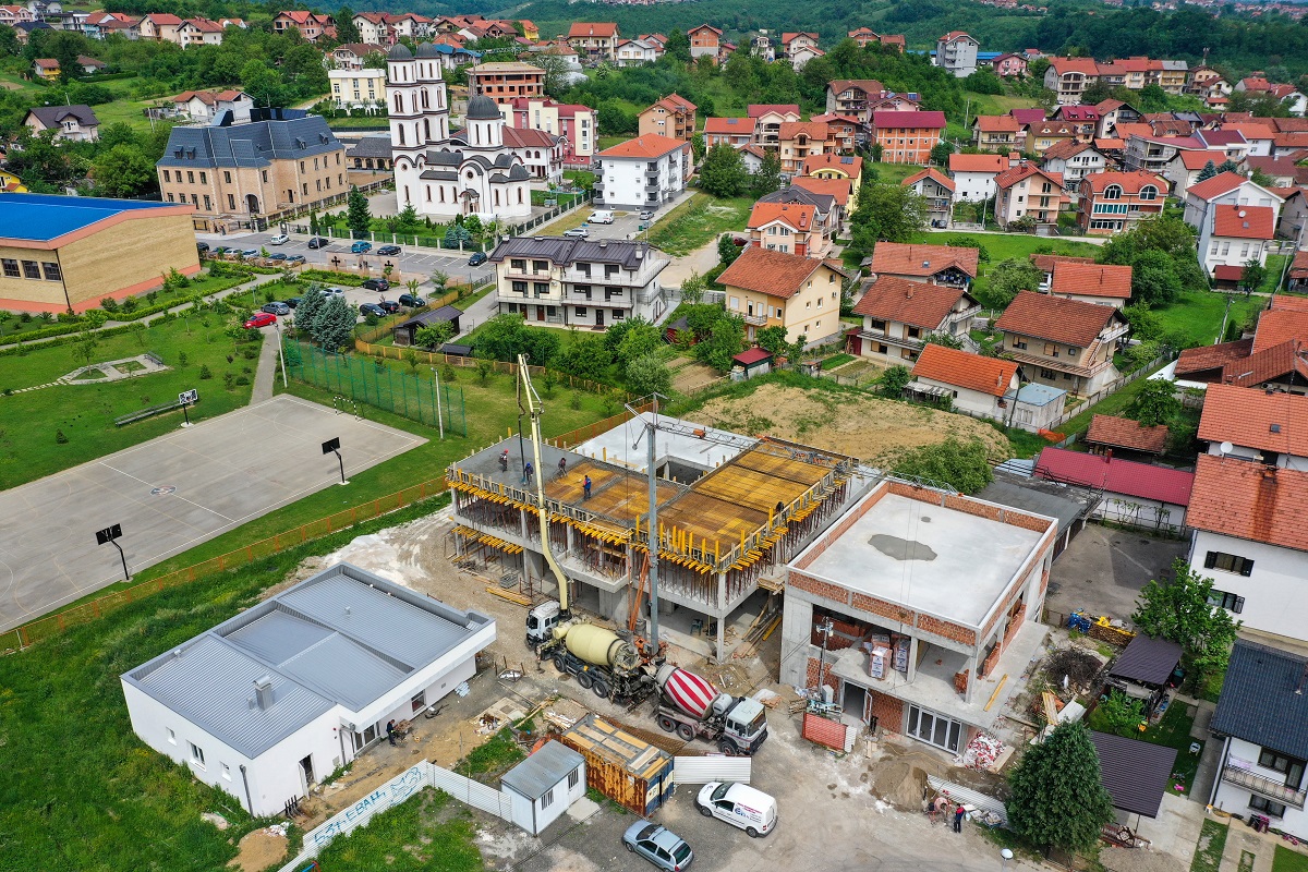  Фото архива