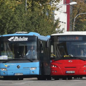 Од јутрос јавни превоз у пуном капацитету Од јутрос јавни превоз у пуном капацитету