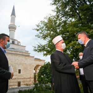 Сусрет градоначелника Радојичића и реиса Kавазовића: Сарадња на завидном нивоу Сусрет градоначелника Радојичића и реиса Kавазовића: Сарадња на завидном нивоу