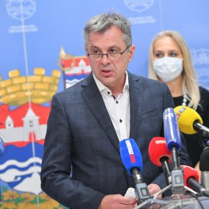 Градски штаб: Препоручена обустава свих јавних окупљања