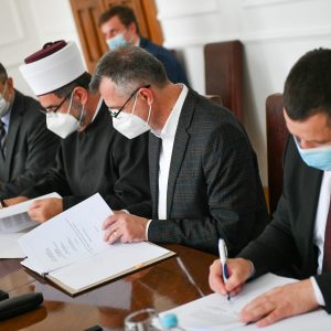 Потписан уговор о обнови Сахат куле Потписан уговор о обнови Сахат куле