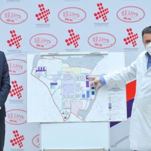 Радојичић у посјети УКЦ-у: Подршка здравственим радницима Радојичић у посјети УКЦ-у: Подршка здравственим радницима