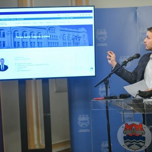 Имена и подаци из диплома запослених објављени на сајту Града Имена и подаци из диплома запослених објављени на сајту Града