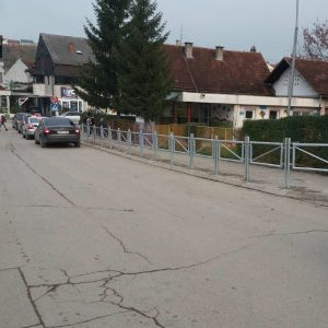 Већа безбједност дјеце у зони школе на Лаушу