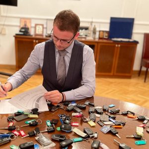 Прва одлука новог градоначелника: Нема кориштења службених аутомобила у приватне сврхе Прва одлука новог градоначелника: Нема кориштења службених аутомобила у приватне сврхе