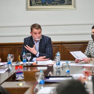 Иако је мањи број заражених, епидемиолошка ситуација и даље захтијева опрез Иако је мањи број заражених, епидемиолошка ситуација и даље захтијева опрез