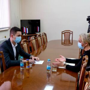 Илић: Подржати медицинске раднике у борби против пандемије