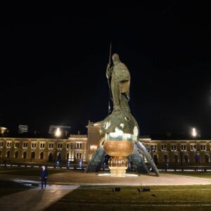 Градоначелник присуствовао откривању споменика Стефану Немањи Градоначелник присуствовао откривању споменика Стефану Немањи