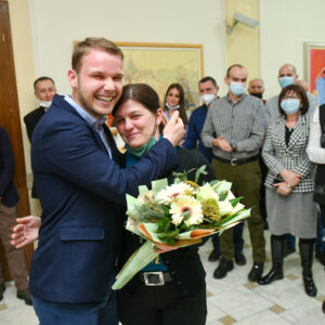 „Весели часови“ у Градској управи: Градоначелник се дружио са инспекторима „Весели часови“ у Градској управи: Градоначелник се дружио са инспекторима