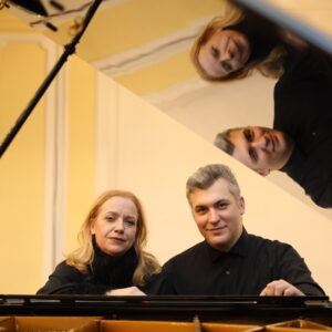 Бански двор: У суботу концерт клавирског дуа „The Wolves“ Бански двор: У суботу концерт клавирског дуа „The Wolves“