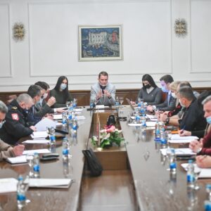 Одржана сједница Штаба: Приоритет помоћ при формирању пунктова за вакцинацију Одржана сједница Штаба: Приоритет помоћ при формирању пунктова за вакцинацију