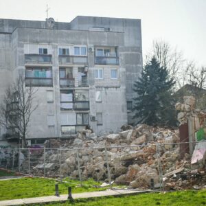 Кино „Козара“: Нема почетка радова, само одвоз шута Кино „Козара“: Нема почетка радова, само одвоз шута