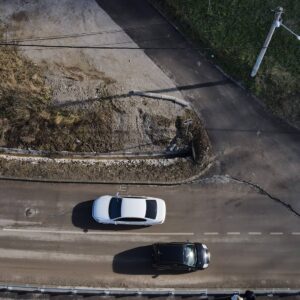 Пријечани: Град издвојио 40.000 КМ за санацију оштећења на саобраћајници Пријечани: Град издвојио 40.000 КМ за санацију оштећења на саобраћајници