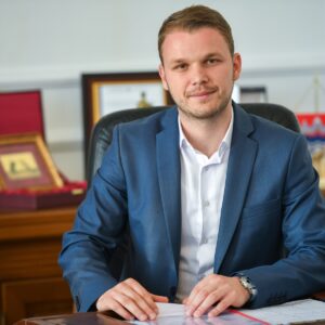 Станивуковић: Донесене мјере да смање број заражених, а да не утичу на привреду Станивуковић: Донесене мјере да смање број заражених, а да не утичу на привреду