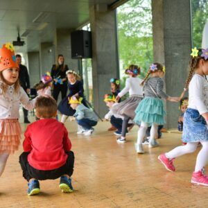 Малишани пјевали и играли вољеном граду за рођендан Малишани пјевали и играли вољеном граду за рођендан
