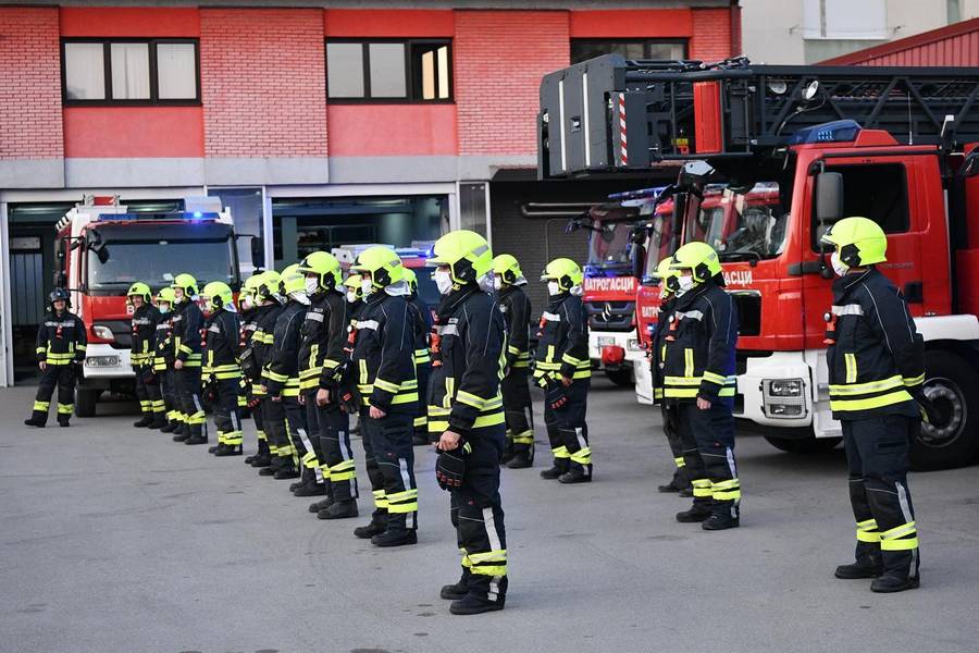  Фото архива