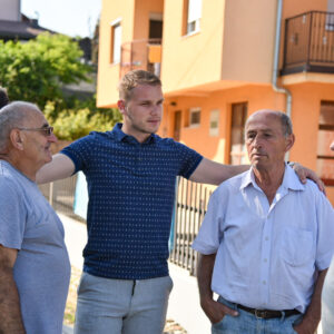 Gradonačelnik obišao mještane ulica Dujka Komljenovića i Vida Nježića Gradonačelnik obišao mještane ulica Dujka Komljenovića i Vida Nježića