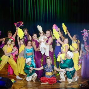 Бански двор: Сутра у подне концерт Вокалног атељеа „MAMA VOX“ Бански двор: Сутра у подне концерт Вокалног атељеа „MAMA VOX“