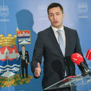 Илић о сједници: Вођена конструктивна дискусија