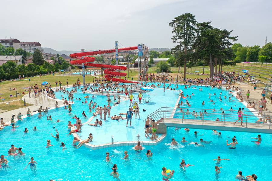  Фото архива