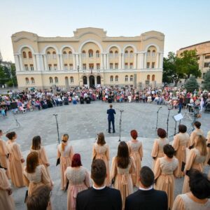 У сусрет Спасовдану: Вечерас богат културно-умјетнички програм, гост вечери Србски православни појци