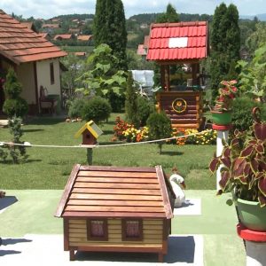 „Biramo najuređenije“: Sutra počinje obilazak prijavljenih dvorišta „Biramo najuređenije“: Sutra počinje obilazak prijavljenih dvorišta