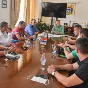 Иницијатива да се ноћним клубовима и кафићима врати нормални радни режим