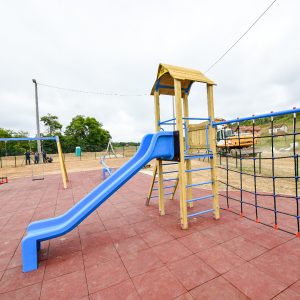 Мишин Хан: Малишани ускоро добијају дјечије игралиште Мишин Хан: Малишани ускоро добијају дјечије игралиште