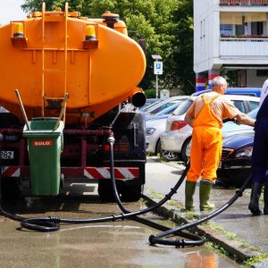 У току чишћење улица и уређење зелених површина на подручју града