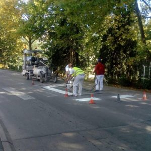 Почело обиљежавање хоризонталне саобраћајне сигнализације Почело обиљежавање хоризонталне саобраћајне сигнализације