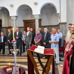 Сјећање на нестале и погинуле у Одбрамбено-отаџбинском рату Републике Српске Сјећање на нестале и погинуле у Одбрамбено-отаџбинском рату Републике Српске