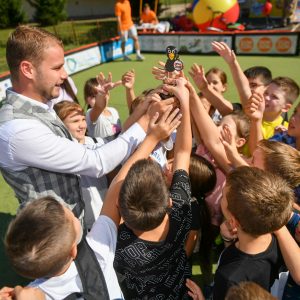 Бањалучки малишани учесници међународног пројекта „Жогарија/Лоптарија“ Бањалучки малишани учесници међународног пројекта „Жогарија/Лоптарија“