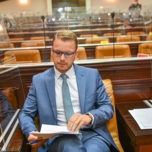 Сједница градског парламента није одржана, најављен протест