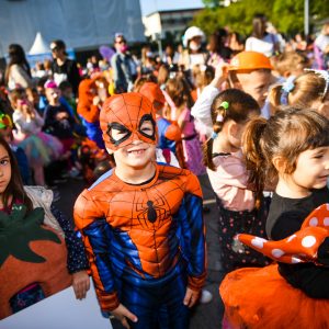 „Недјеља дјетета“: Свечани дефиле малишана у костимима суперјунака „Недјеља дјетета“: Свечани дефиле малишана у костимима суперјунака