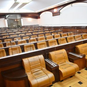 Dio rukovodstva Gradske uprave i Skupštine u samoizolaciji