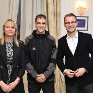 Хуманитарац Љубиша Шљивић стигао у Бању Луку: Уприличен пријем код градоначелника Хуманитарац Љубиша Шљивић стигао у Бању Луку: Уприличен пријем код градоначелника