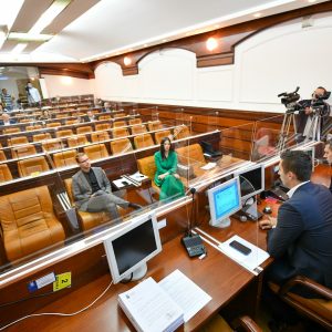 Одгођена сједница Скупштине Града, наставак заказан за понедјељак Одгођена сједница Скупштине Града, наставак заказан за понедјељак