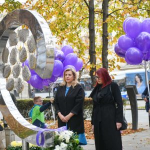 У Бањој Луци обиљежен Међународни дан пријевремено рођене дјеце У Бањој Луци обиљежен Међународни дан пријевремено рођене дјеце